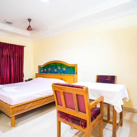 Hotel Tamilnadu, Courtallam I Kuttālam Екстериор снимка